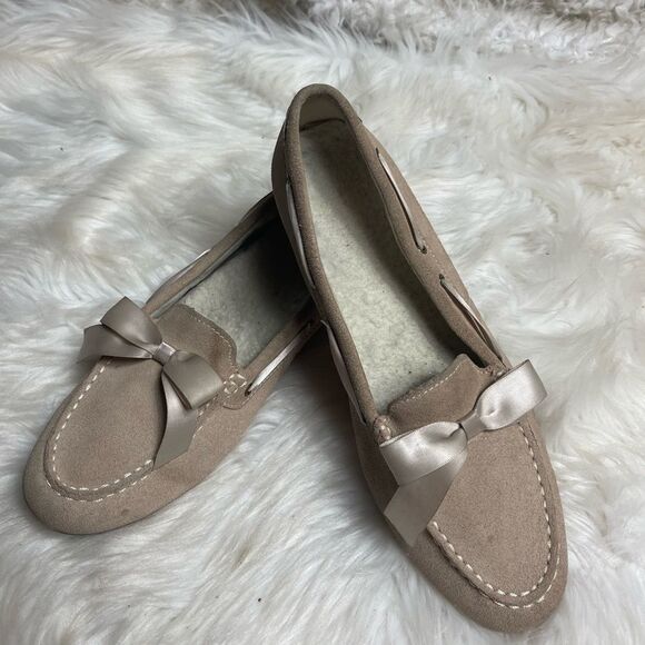 Vionic Alice  Nude Suede Leather Faux Shearling Satin Bow Loafer SZ9.5 - Picture 3 of 12